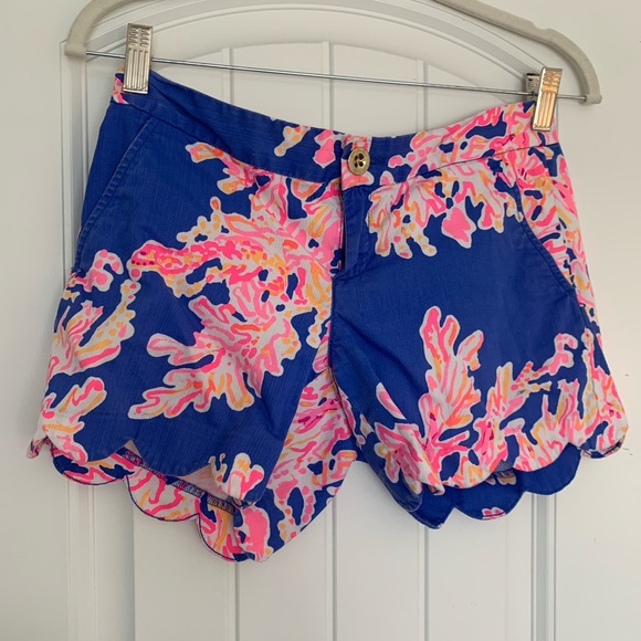 Lilly Pulitzer Buttercup Shorts! - Picture 1 of 3